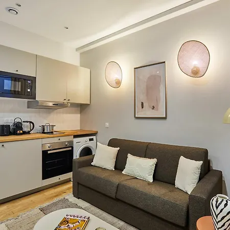 1 Bedroom Center Of By Prestige Parigi